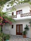 Alexandros Studios & Apartments 